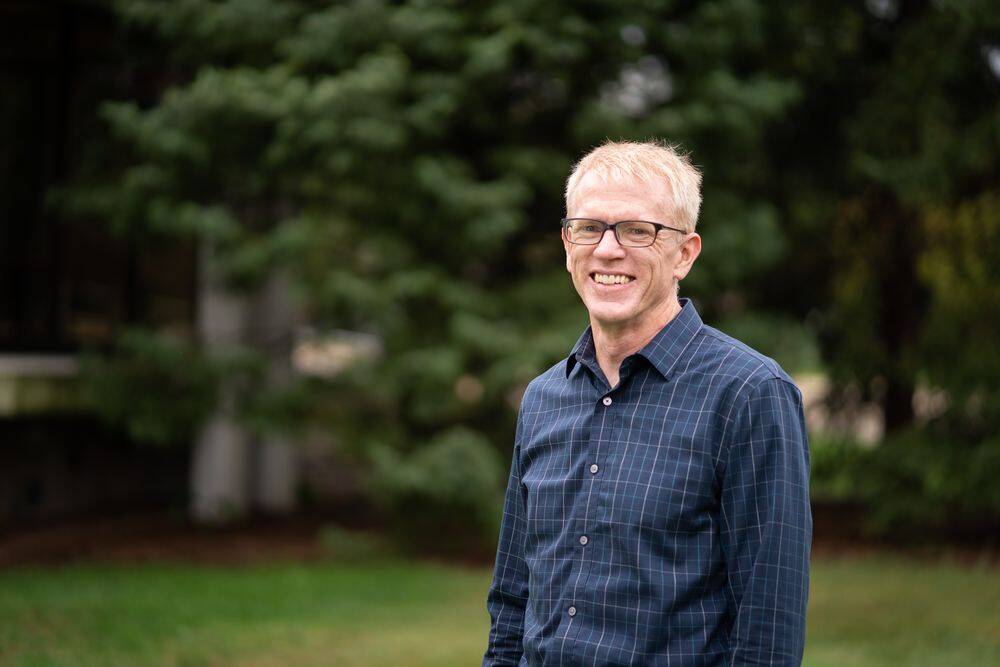 Dr Michael Wolfe